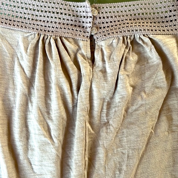 NWT Old Navy Tank Top with Lace Neckline - Picture 3 of 5